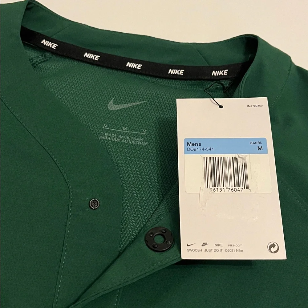 Nike Baseball Shirt Mens M Long Sleeve  Batting Cage Coaches top  DO9174 green